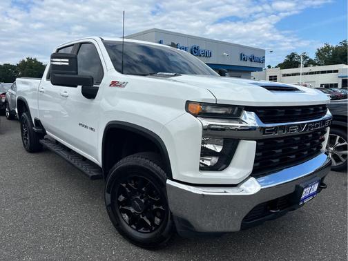 Summit White 2021 Chevrolet Silverado 2500 LT