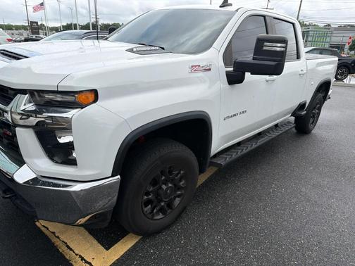 Summit White 2021 Chevrolet Silverado 2500 LT