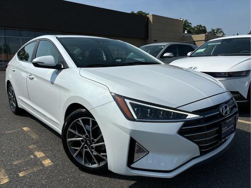 2020 Hyundai ELANTRA Limited