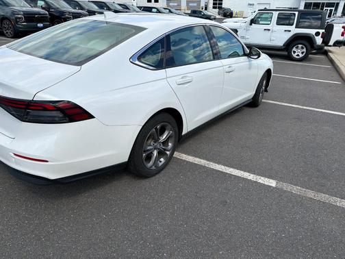 Platinum White Pearl 2024 Honda Accord EX