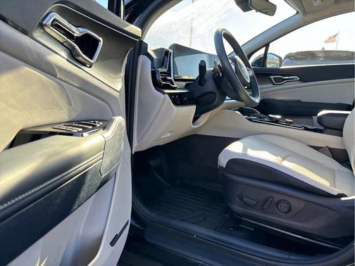 2023 Kia Sportage Hybrid EX