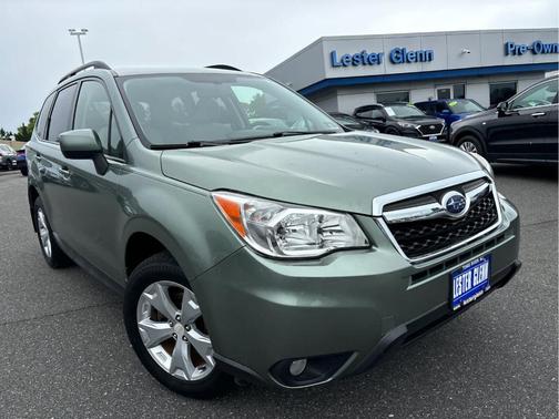 Jasmine Green Metallic 2014 Subaru Forester 2.5i Premium