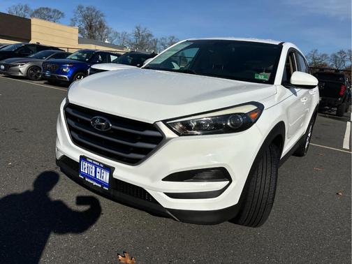 2018 Hyundai TUCSON SE