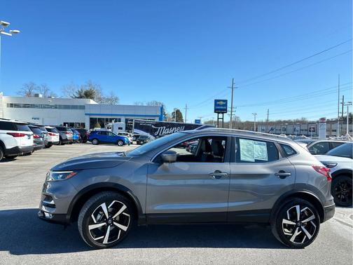 2022 Nissan Rogue Sport SL