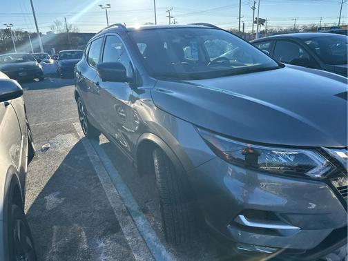 2022 Nissan Rogue Sport SL
