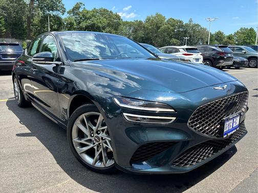 2022 Genesis G70 2.0T