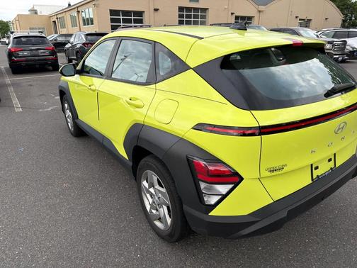 Yellow 2024 Hyundai KONA SE