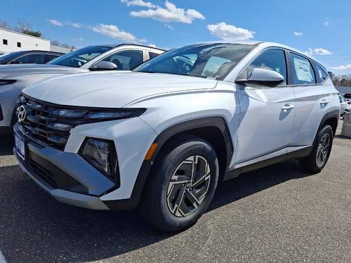 Pearl 2026 Hyundai TUCSON Hybrid Blue SE