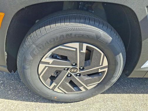 Pearl 2026 Hyundai TUCSON Hybrid Blue SE