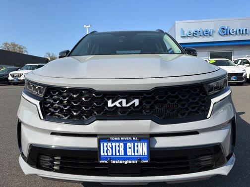 Wolf Gray 2023 Kia Sorento SX