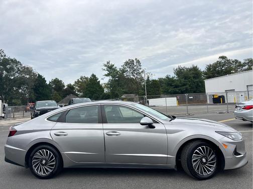 2020 Hyundai SONATA Hybrid SEL