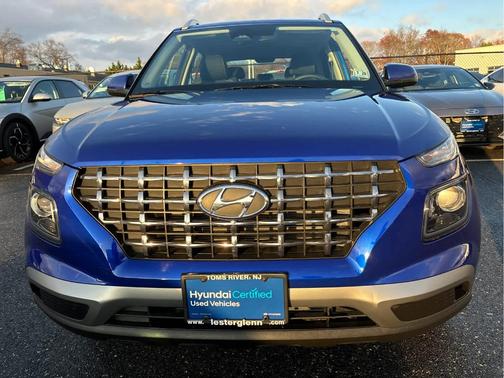 2023 Hyundai VENUE SEL