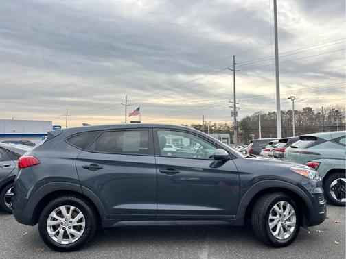 2020 Hyundai TUCSON SE