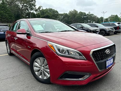 2016 Hyundai SONATA Hybrid SE
