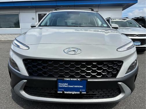 2022 Hyundai KONA SEL