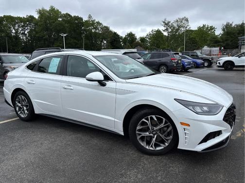 2022 Hyundai SONATA SEL