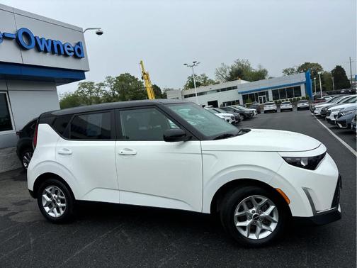 2023 Kia Soul S