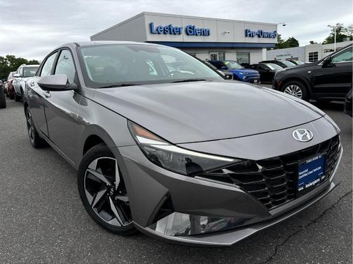 Metal 2023 Hyundai ELANTRA Limited