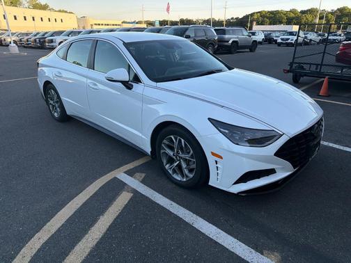 White 2023 Hyundai SONATA SEL