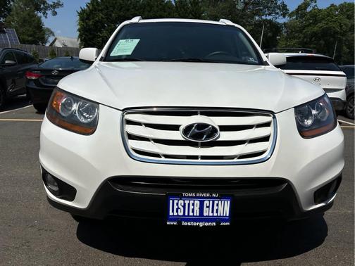 2011 Hyundai SANTA FE SE