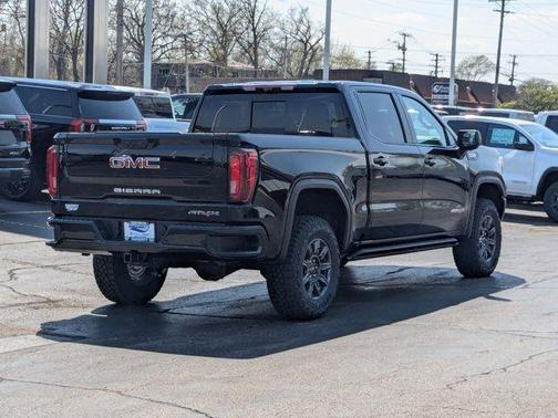 2025 GMC Sierra 1500 AT4X
