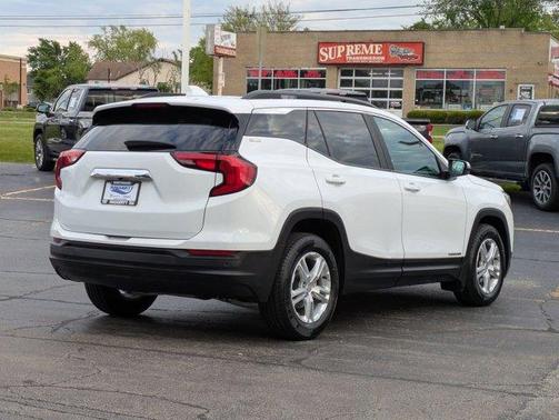 2021 GMC Terrain SLE
