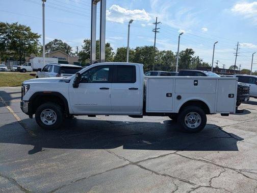 2024 GMC Sierra 2500 Pro