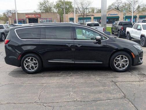 2017 Chrysler Pacifica Limited