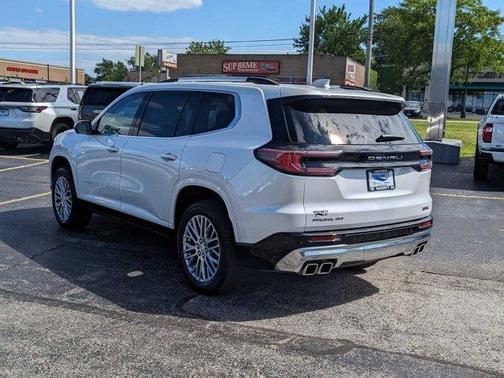 2024 GMC Acadia Denali