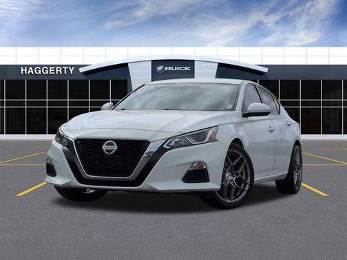 Glacier White 2019 Nissan Altima 2.5 S