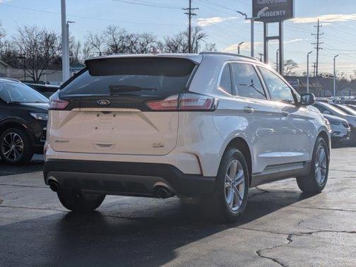 White 2020 Ford Edge SEL