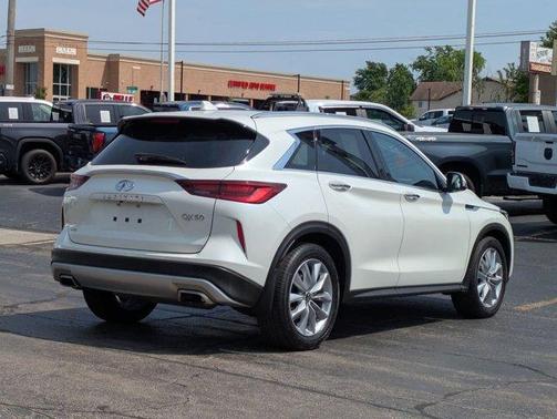 2022 INFINITI QX50 Luxe