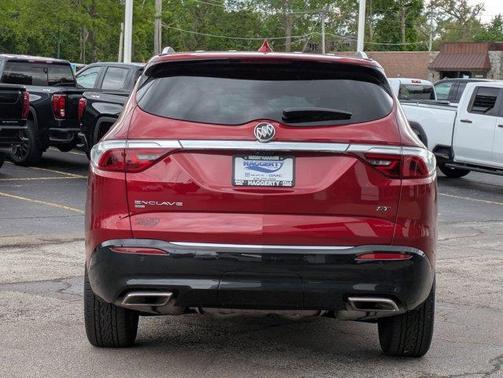 2022 Buick Enclave Essence