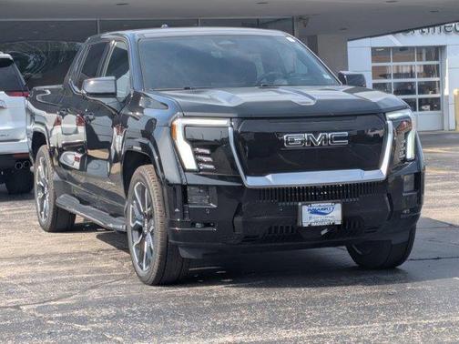 2025 GMC Sierra EV Denali