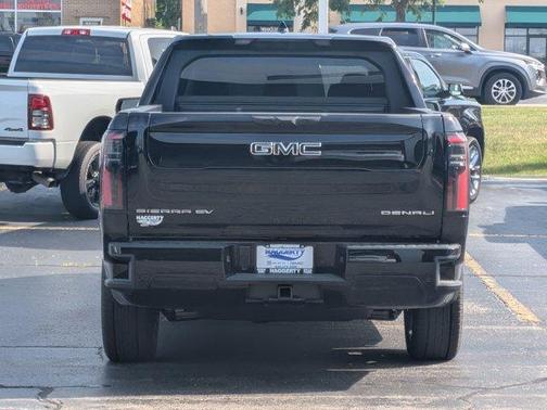 2025 GMC Sierra EV Denali
