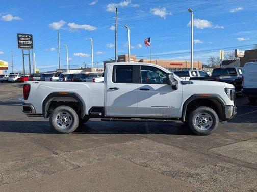 2025 GMC Sierra 2500 Pro
