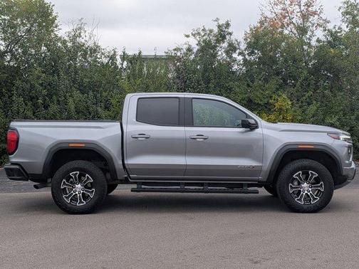 2025 GMC Canyon AT4