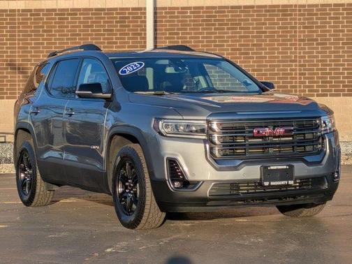 Sterling 2023 GMC Acadia AT4