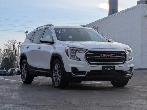 2022 GMC Terrain SLT