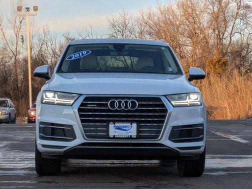 2019 Audi Q7 45 Premium Plus