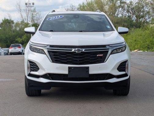 Iridescent Pearl Tricoat 2023 Chevrolet Equinox RS
