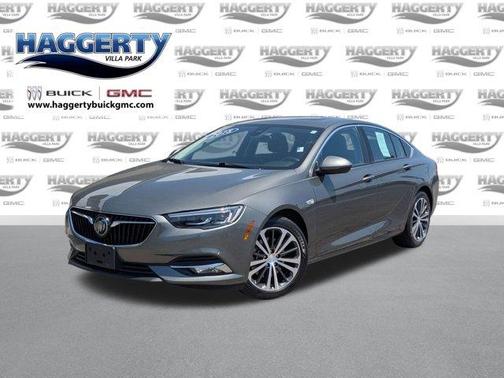 2018 Buick Regal Sportback Essence