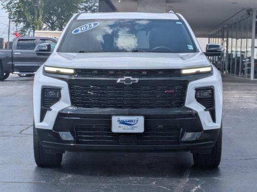Summit White 2024 Chevrolet Traverse RS