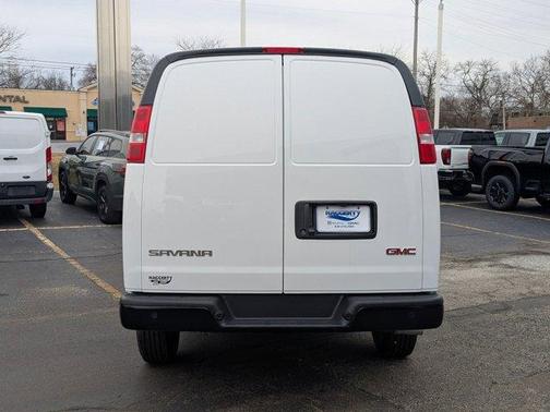 2025 GMC Savana 2500 Work Van
