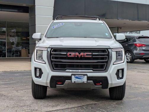 2023 GMC Yukon XL AT4