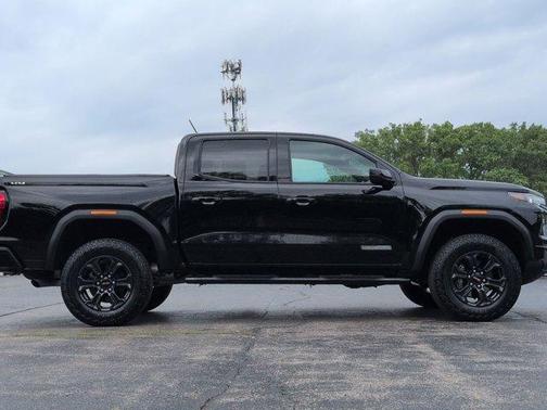 Onyx Black 2024 GMC Canyon Elevation