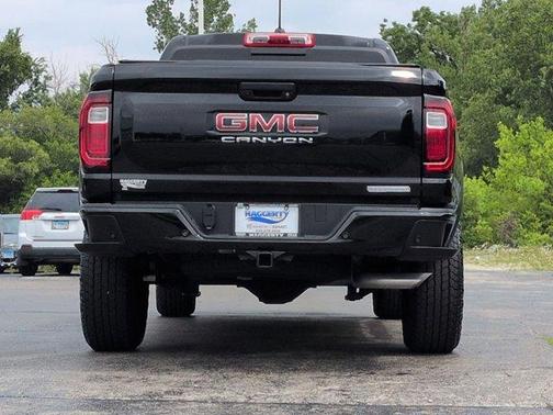 Onyx Black 2024 GMC Canyon Elevation