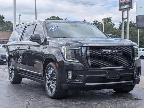 2023 GMC Yukon XL Denali Ultimate