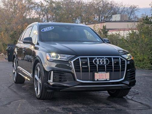 2022 Audi Q7 55 Prestige