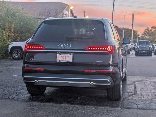 2022 Audi Q7 55 Prestige